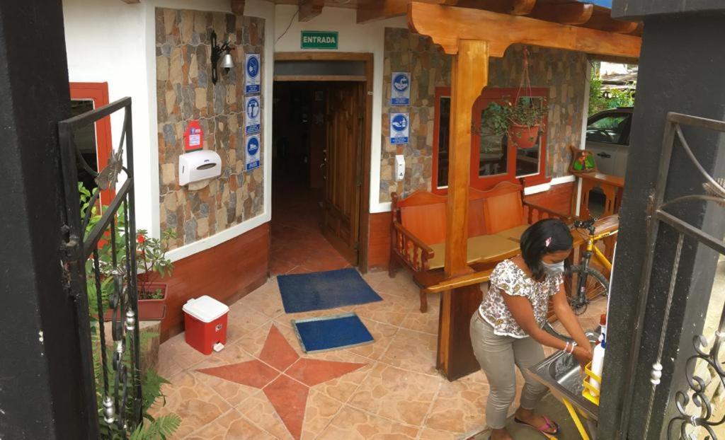 Casa Cultural Mindo Hotel Luaran gambar